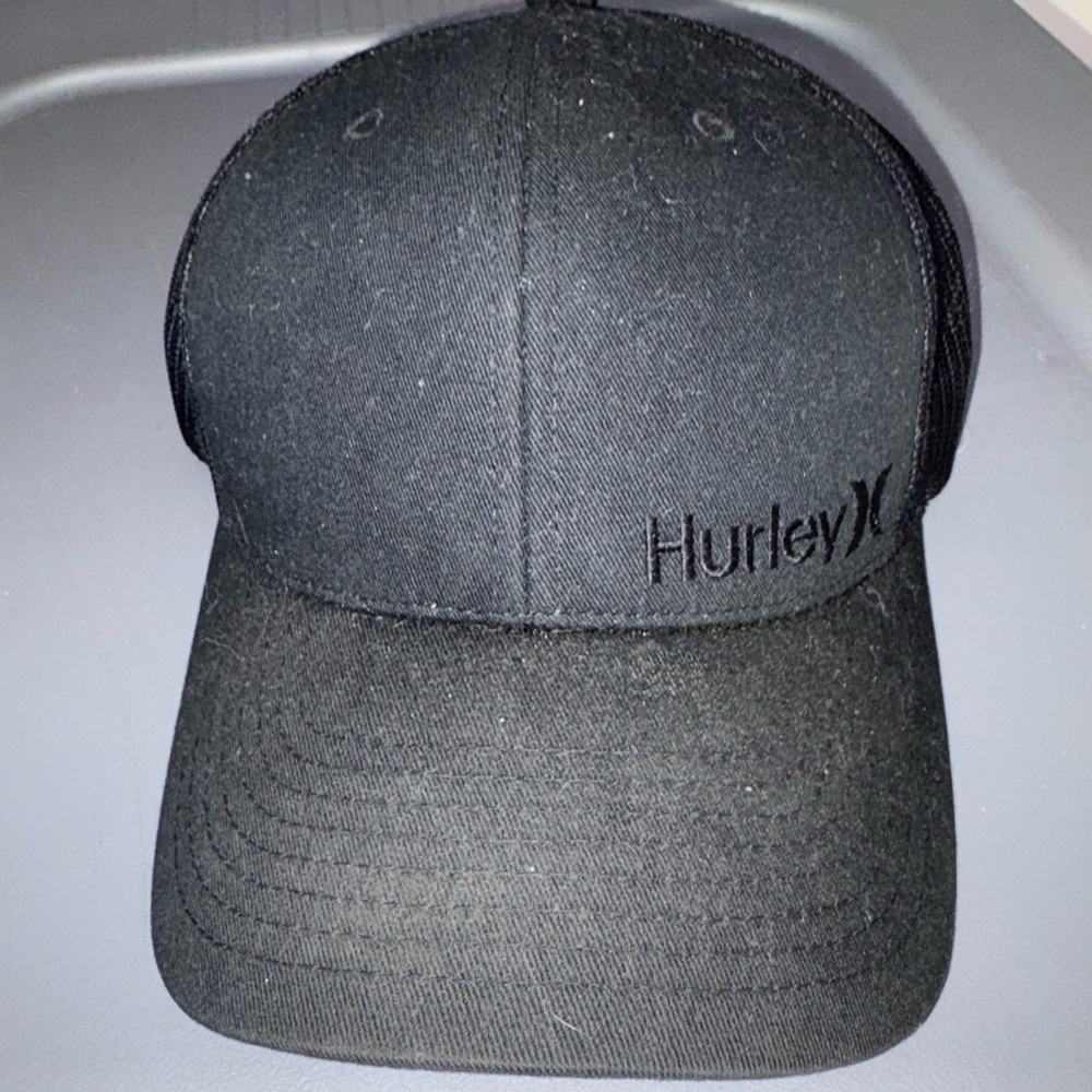 Hurley Classic Black Cap